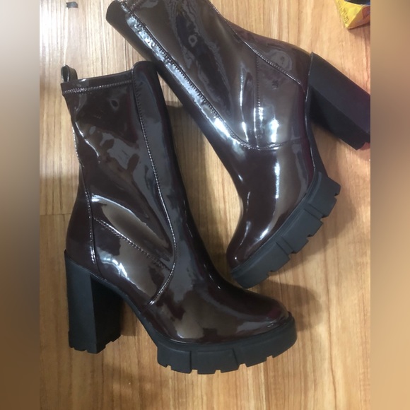 Aldo Illanna brown patent pull-on lug sole heeled ankle boots size 10 new - Picture 14 of 15